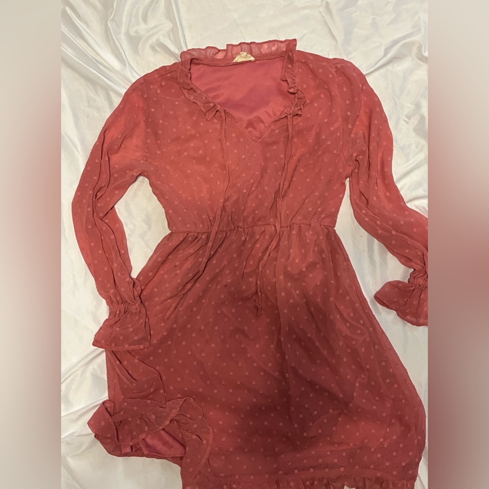 Adorable pink long sleeve dress